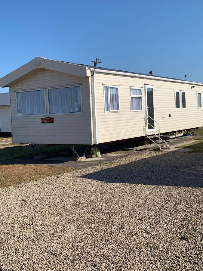 Highway Hotel Lossiemouth ภายนอก รูปภาพ